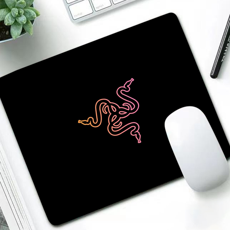 Party Games Pc - Razer Luxury Mouse Pad Anime Gamer